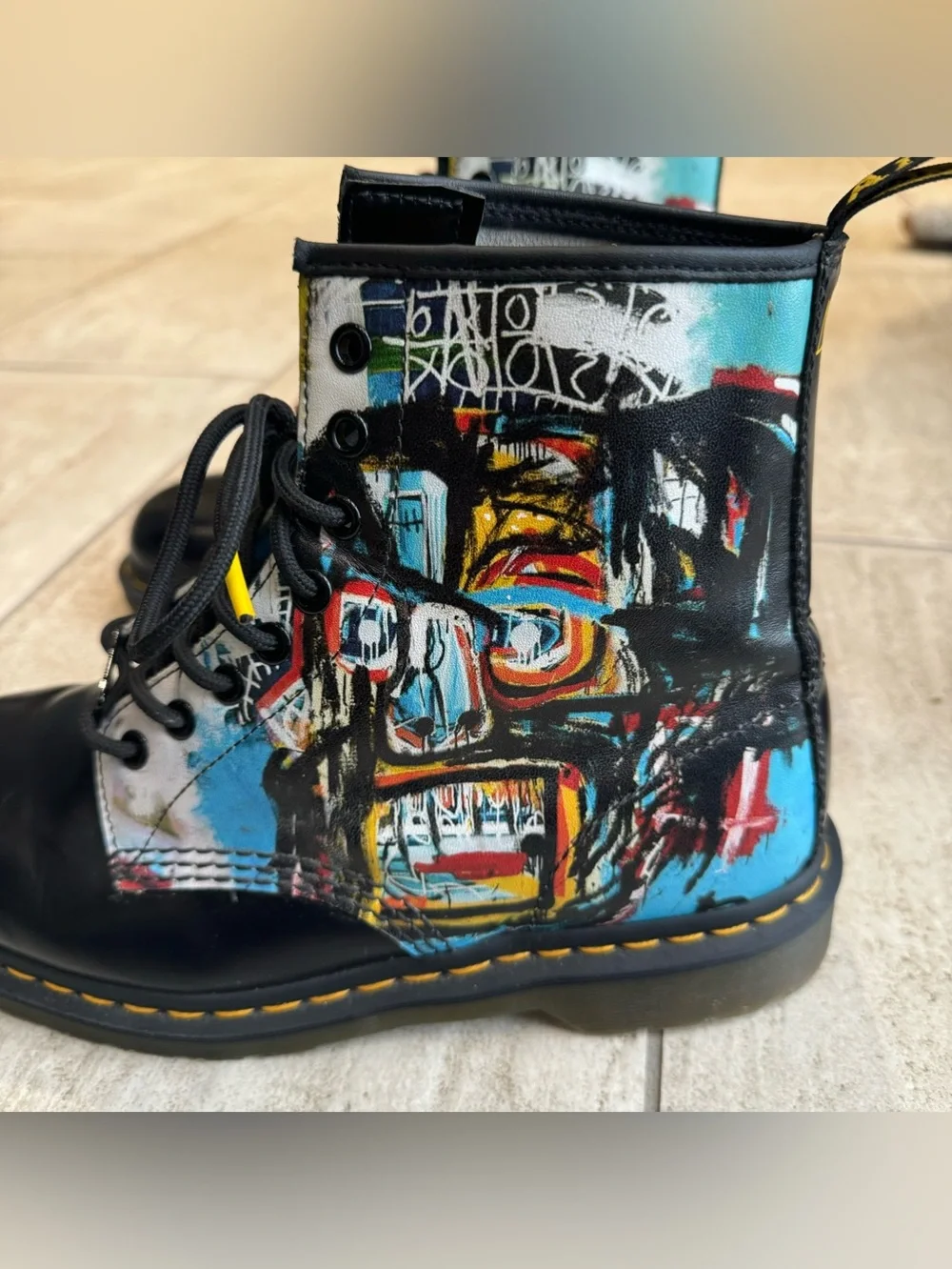 Dr. Martens excellent ***two